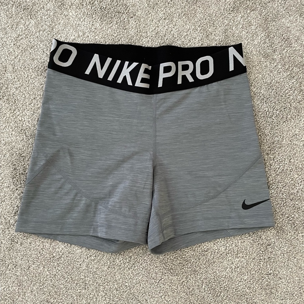 Nike Pro Shorts 👟